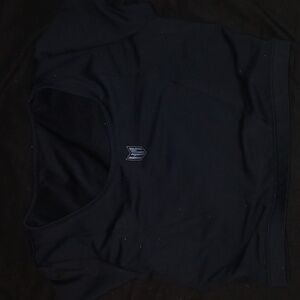 Head Rush cropped baby tee in black
